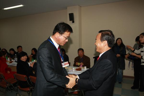 1216_해설사수료증_증정