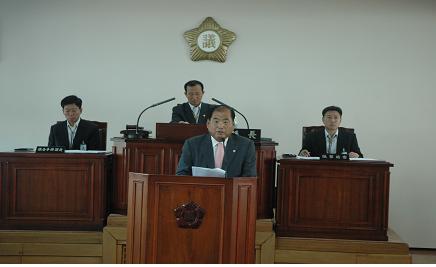 0118_강화군의회_개회장면