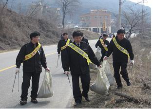 0331_삼산면_쓰레기줍기운동2