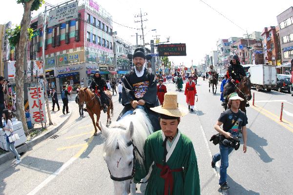 0611_강화군_이봉행렬_사진