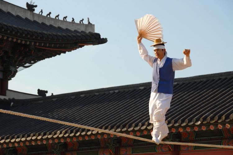 크기변환_0626_굿보러가자_공연_줄타기