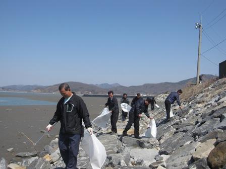 0325_화도면이장단_실종경찰관_수색_및_환경정화