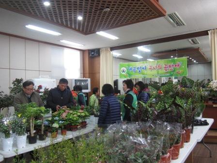 0328_삼산면새마부녀회_꽃판매2