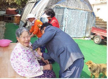 0509_서도면_독거노인_방문_격려