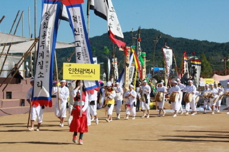 0703_강화용두레질소리_작년_출전_장면