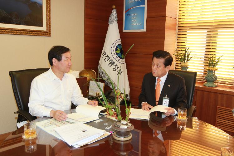 0729_유천호_군수_안전행정부_장관_면담