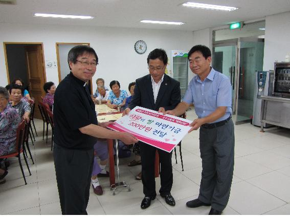 0808_길상면주민자치위원회_기금_전달