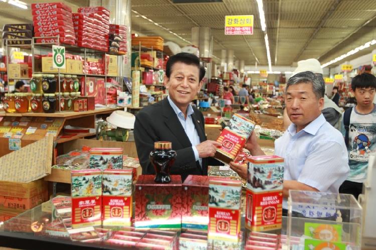 0906_유천호_군수_농특산물_홍보