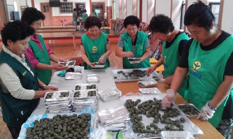 0916_내가면새마을부녀회_송편_나눠주기_행사1