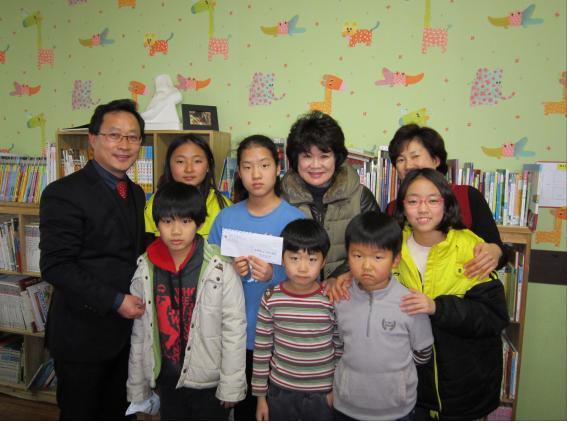 0129_길상면주민자치위원회_선물전달