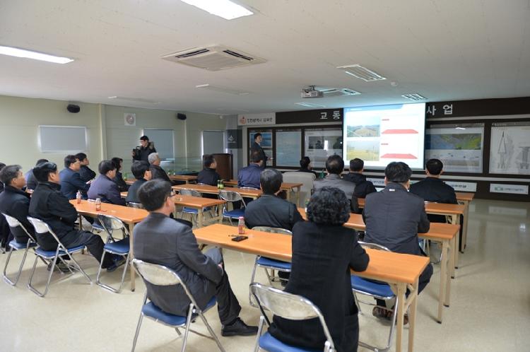 0227_교동연륙교_건설현장_방문_(2)