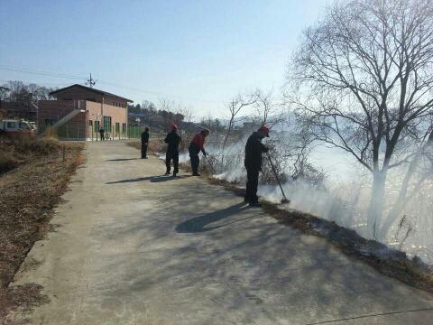 0318_산불진압_장면_(1)