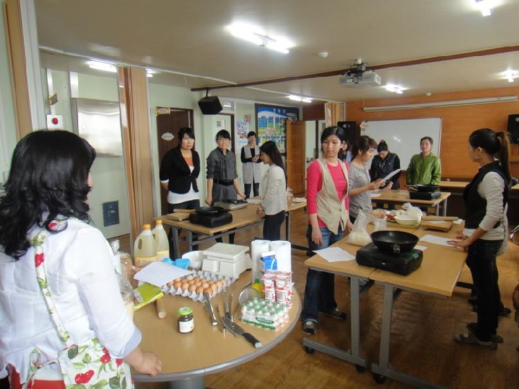 0408_강화교육지원청_다문화_요리교실_(2)