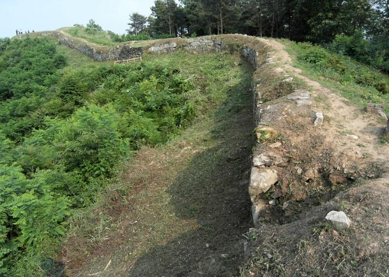 0716_문화재보존사업단_활동(강화산성_주변정리_후)