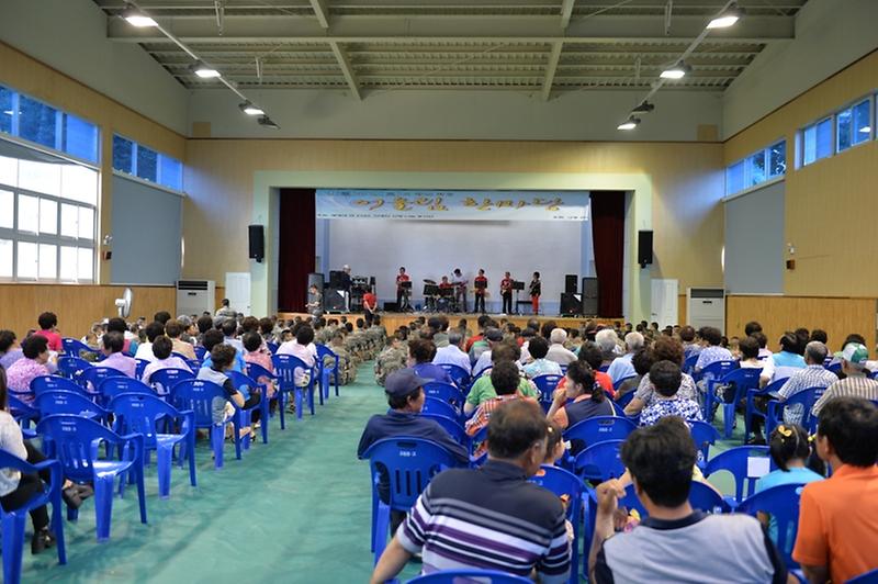 0729_해병대_교동_위문공연_(2)