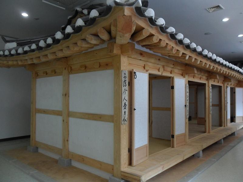 0822_전통_한옥_(3)