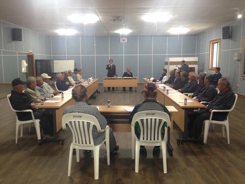 양도면노인회장_회의모습