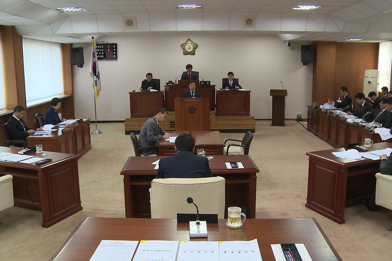 강화군의회_제228회_제2차_정례회_폐회_사진