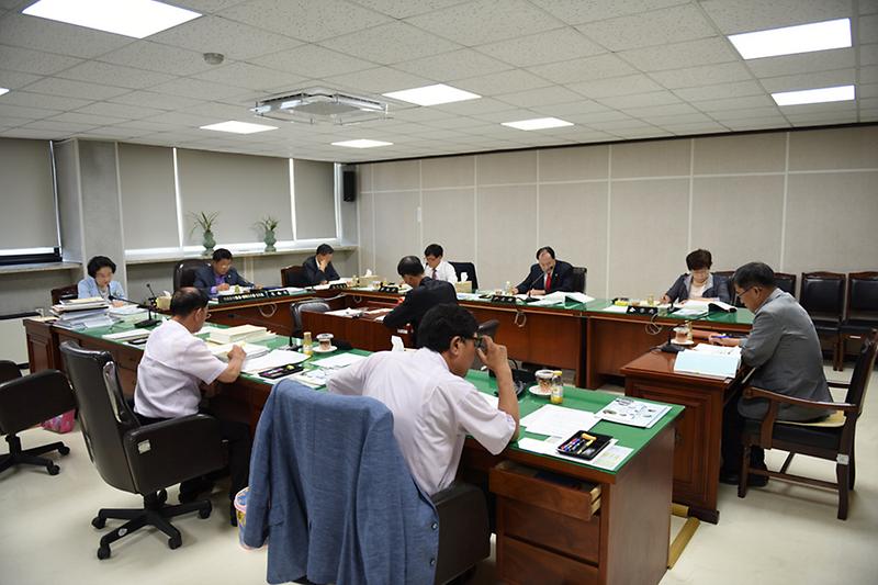 강화군의회_특별위원회실
