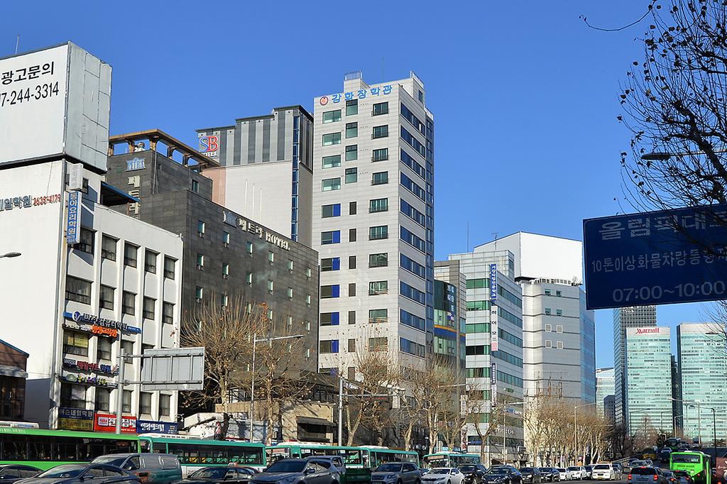 장학관1