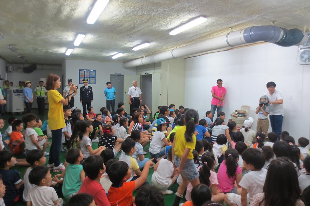 주민대피시설_방독면_착용법_설명