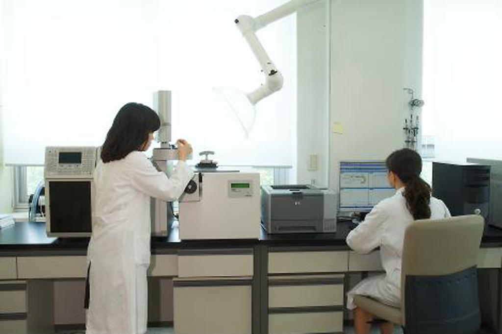 농산물안전성분석실_잔류농약_분석_사진
