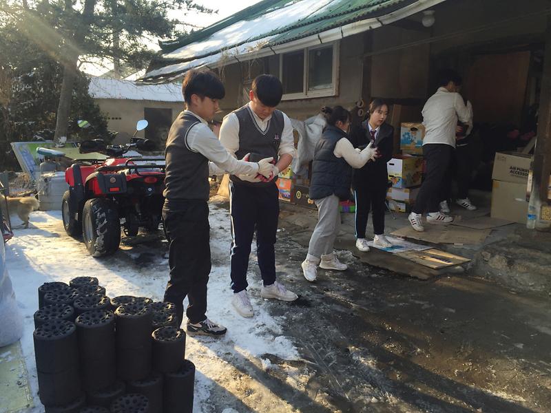 덕신고_연탄_나눔_자원봉사1