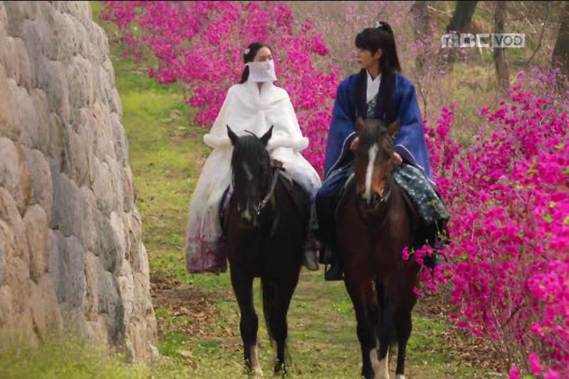 드라마_촬영지_강화도1_-_강화산성_남장대_성곽길을_배경으로_촬영된_드라마_왕은_사랑한다