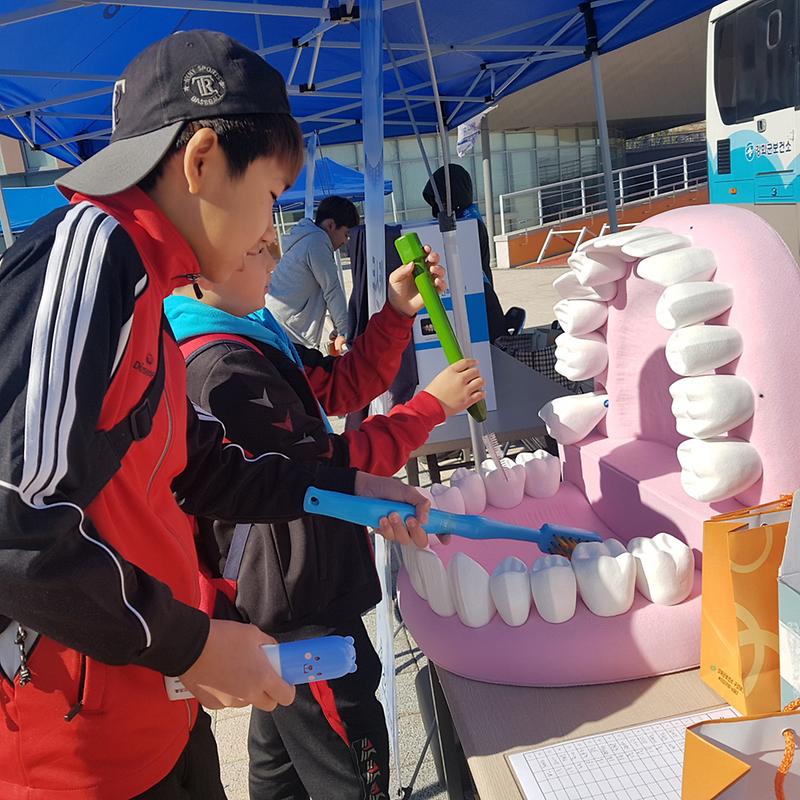 구강부스