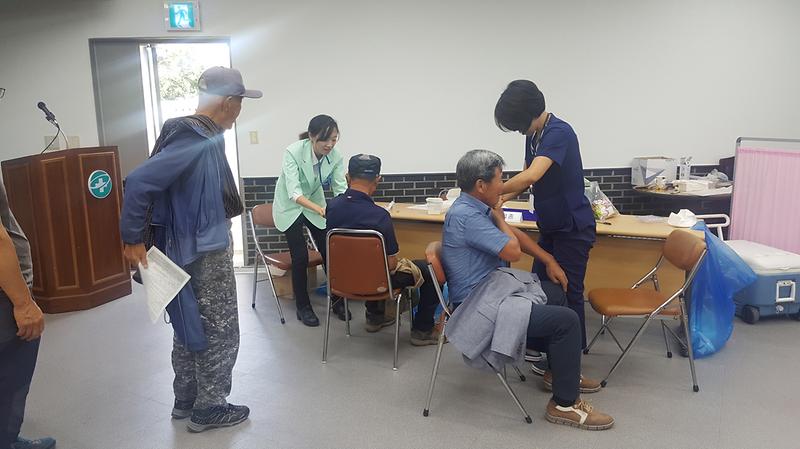 인플루엔자_접종사진