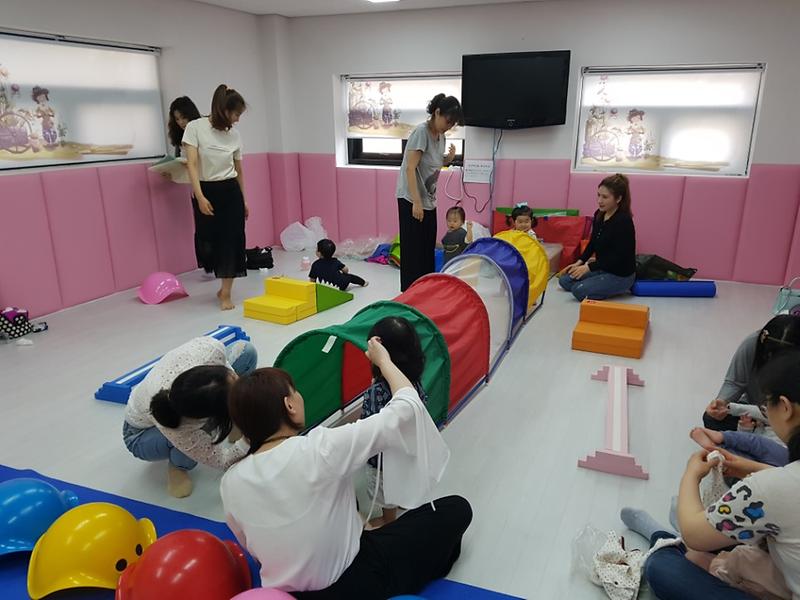 모자건강_프로그램의_해피맘_육아교실2