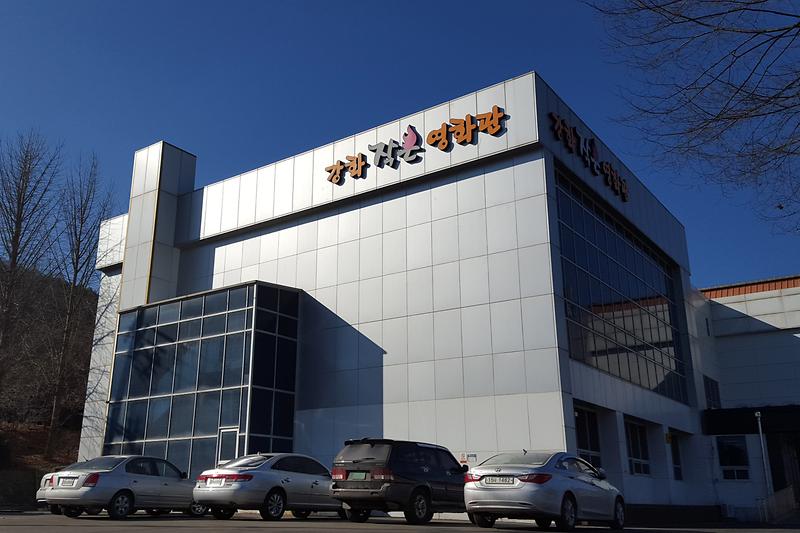 영화관(외부)