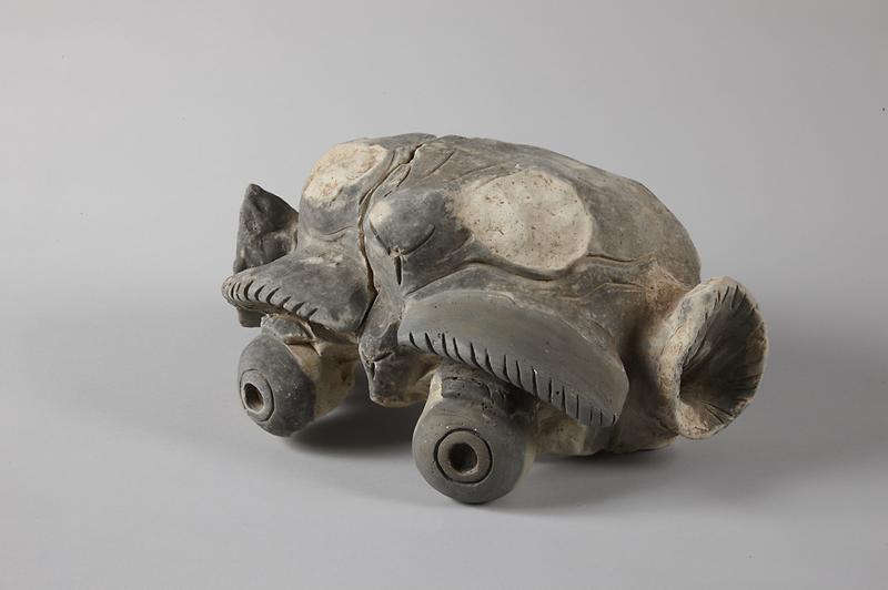 동아시아와_삼별초1_-_도깨비_얼굴모양_토제품(진도_용장성_출토),_국립제주박물관_사진_제공