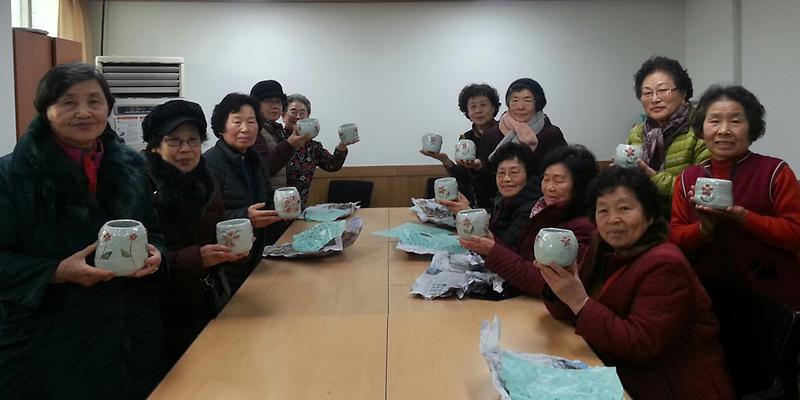 노인복지관_활력_증진_프로그램(도자기공예)