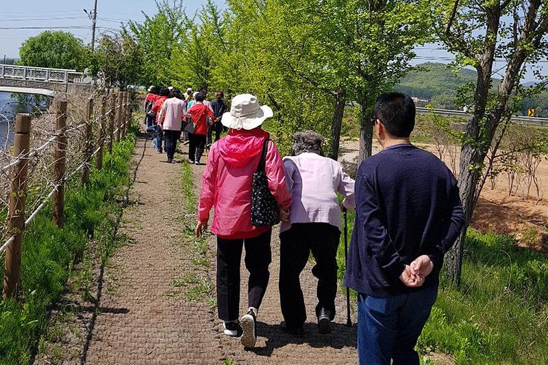 치매어르신_나들이2