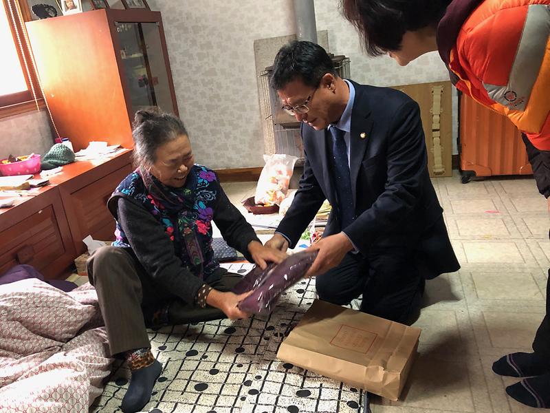 화도면_생일선물_전달식1