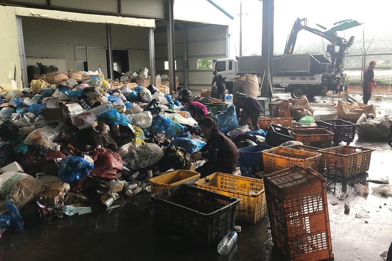 폐기물_감량(강화군_재활용_선별장)1