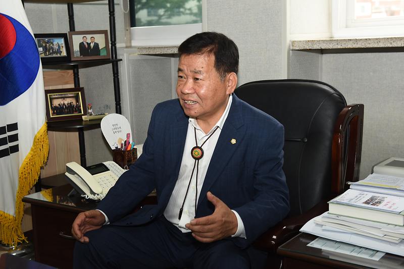 신득상_의장(인터뷰_사진)