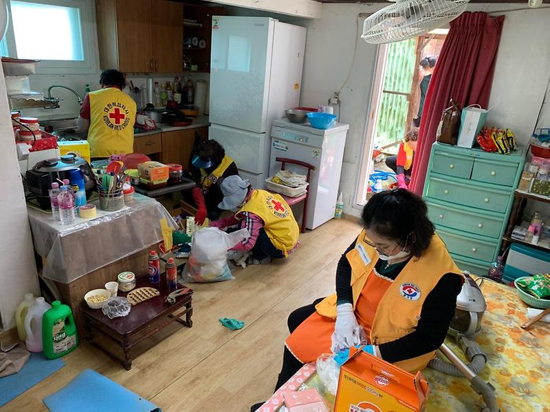 적십자부녀봉사회_(2)