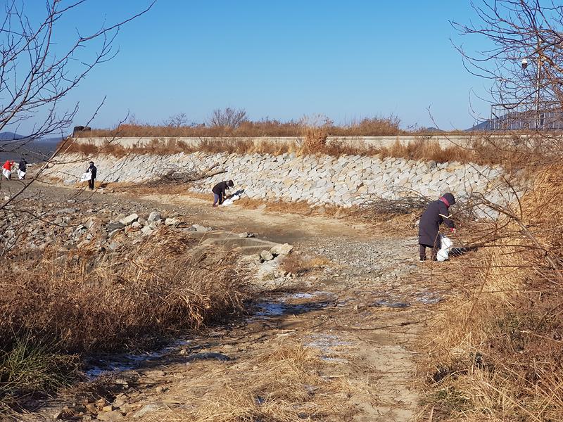 내가면 지역사회보장협의체, 계룡돈대 및 나들길 정비 사진