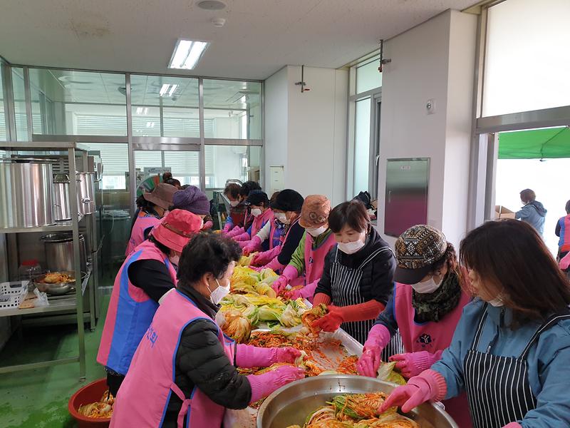 농업기술센터_김장나눔_(3)