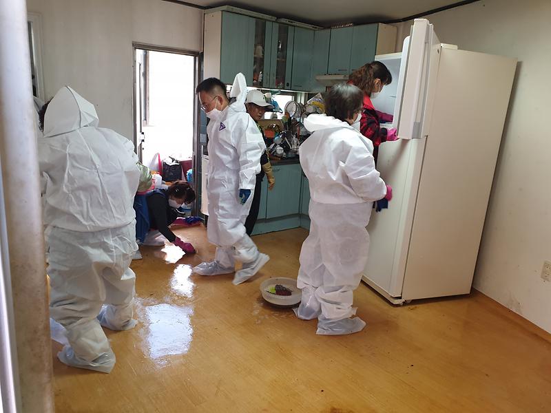 통합복지_주거내부_청소후1