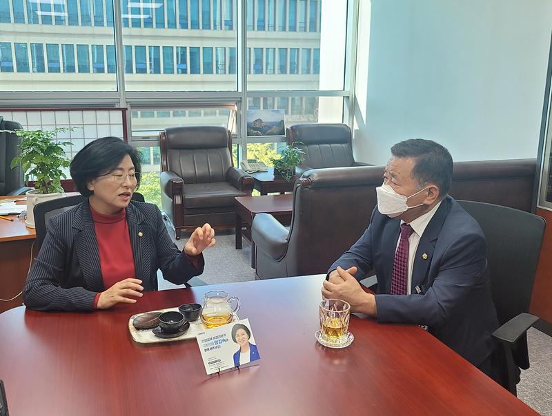 양경숙_국회의원_(1)