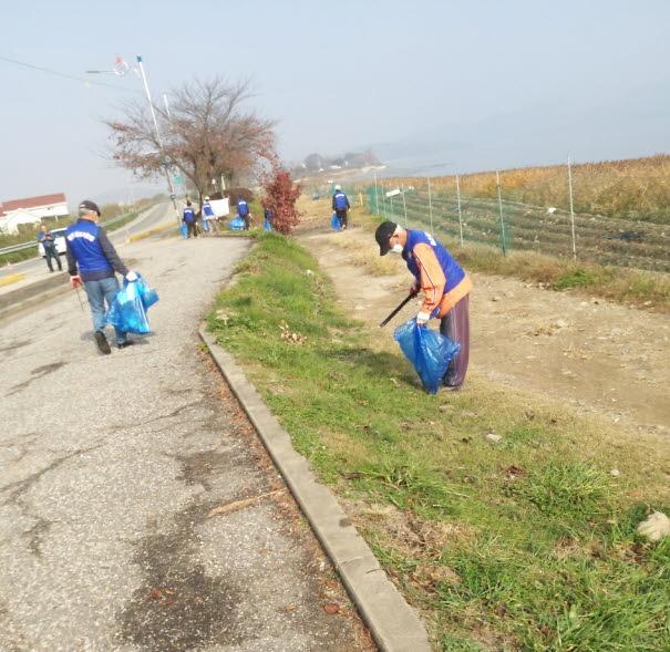 불은면_해안쓰레기_수거_사진