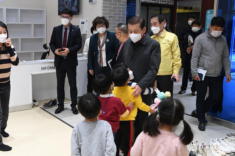 기획예산과_지난_4월_강화남부키즈카페_(1)