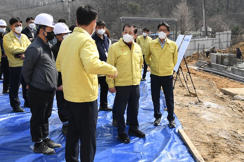 현장점검_지혜의숲_도서관_(4)