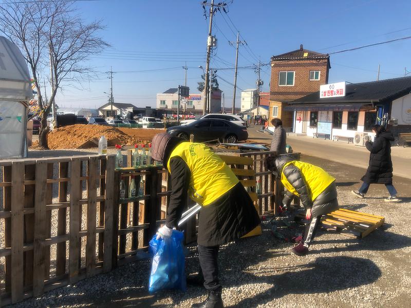자원봉사센터_교동_대룡시장_환경정비_(2)