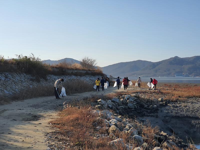 내가면 주민자치위원회, 계룡돈대 대청소 사진