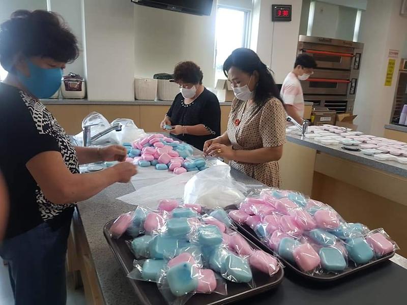 농업기술센터_생활개선회_기탁_(2)