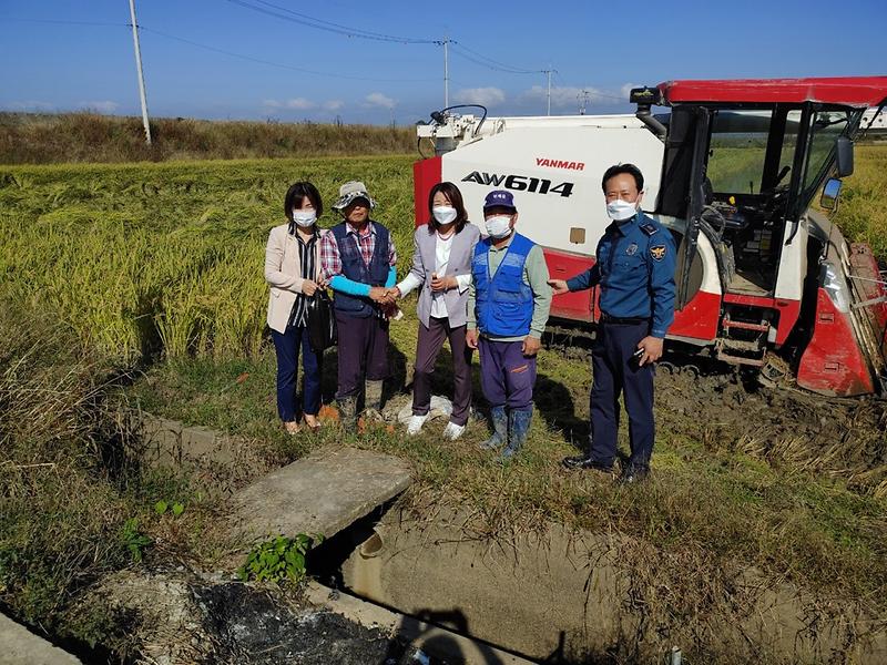 양사면_벼베기_격려